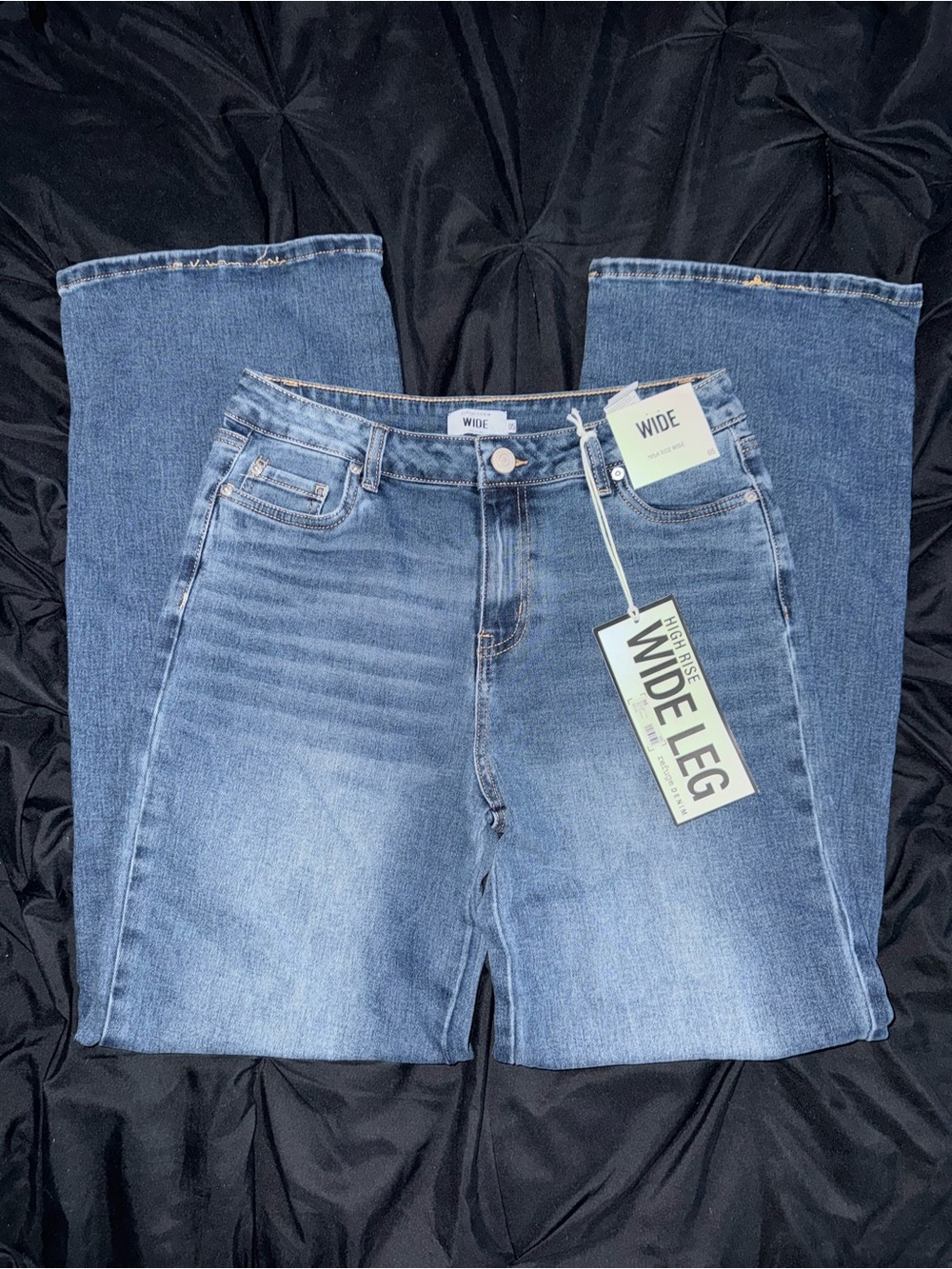 NWT Wide Leg High-Rise Women's Jeans - Light Blue